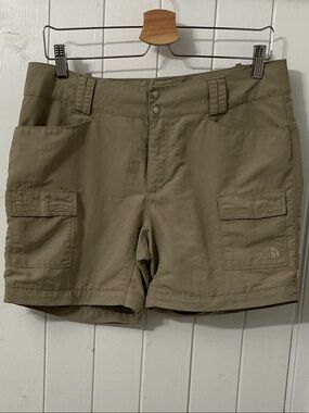 The North Face Women's Khaki/Tan Outdoor Shorts